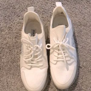 Steve Madden women’s white sneakers
